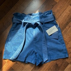 Universal Threads > Denim Shorts